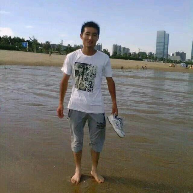 回收各种各样的废品。