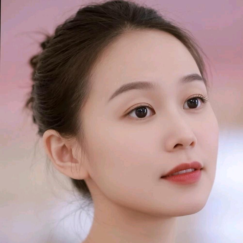 爱吃榴莲的小姐姐