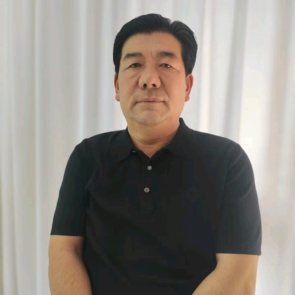 新疆舞者四哥