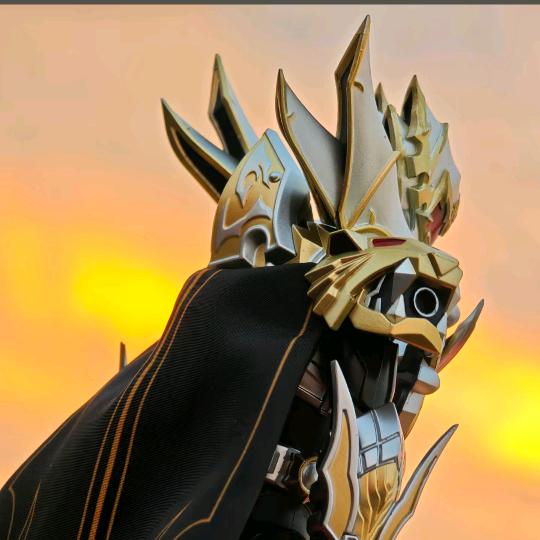 小楼一夜听春雨