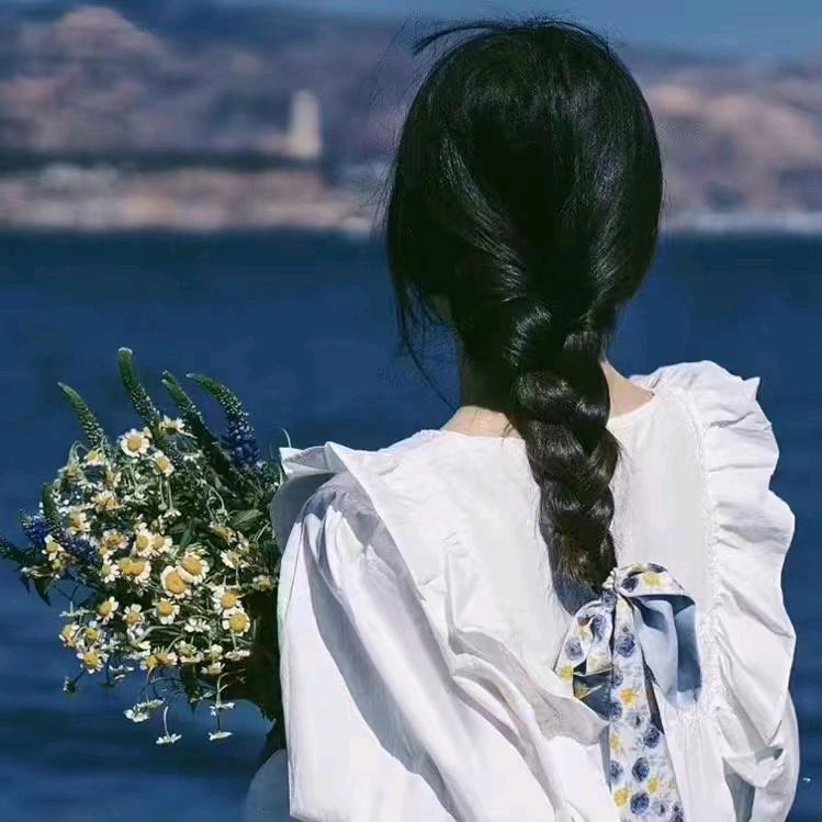 我是左灵儿呀！