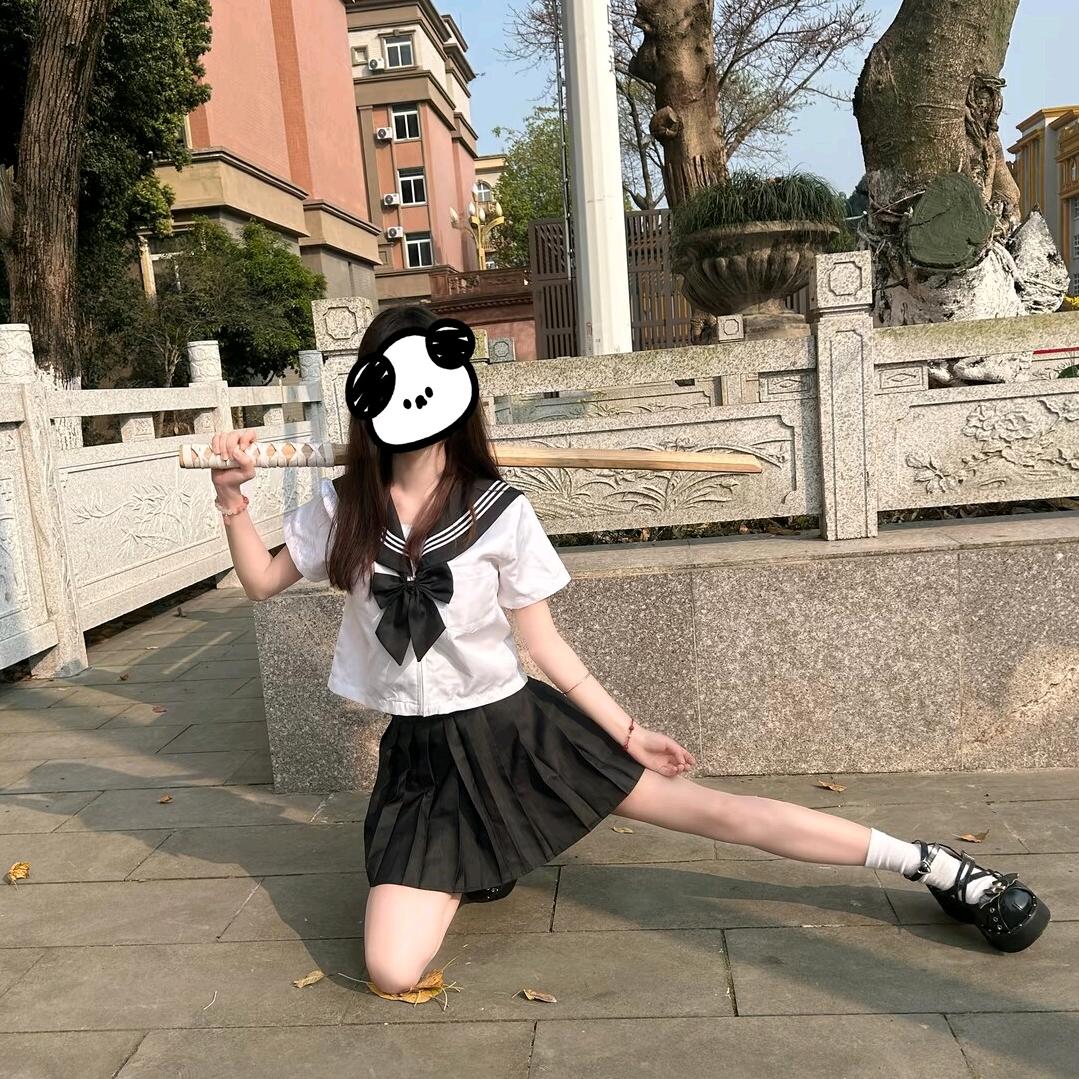 杨洋哉梦里