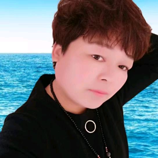 梁姐穿搭