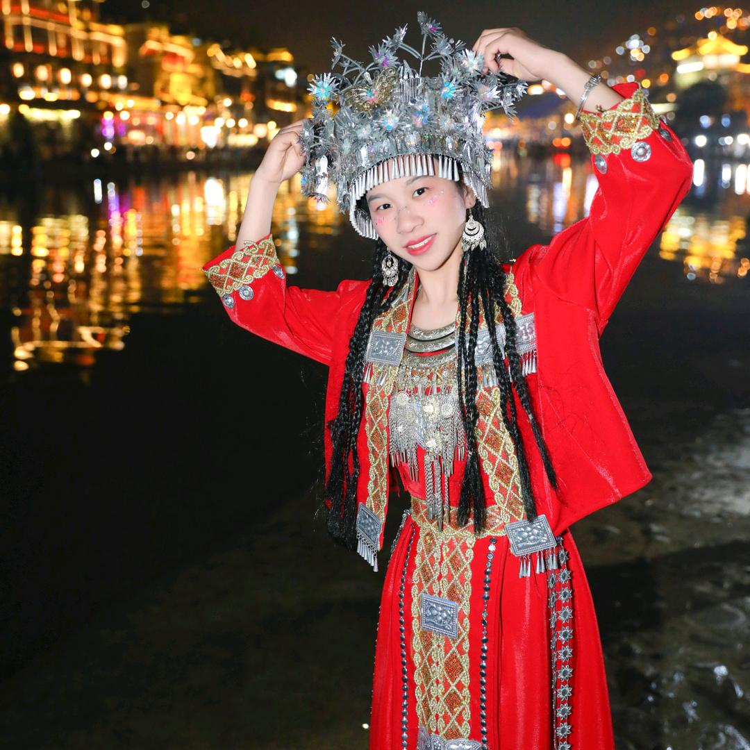 明…同鞋