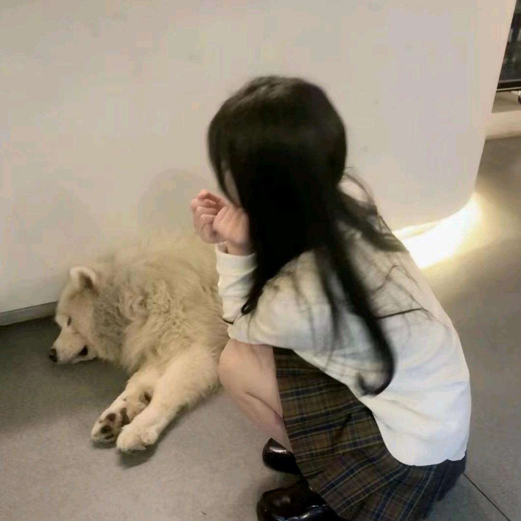 7'.-.