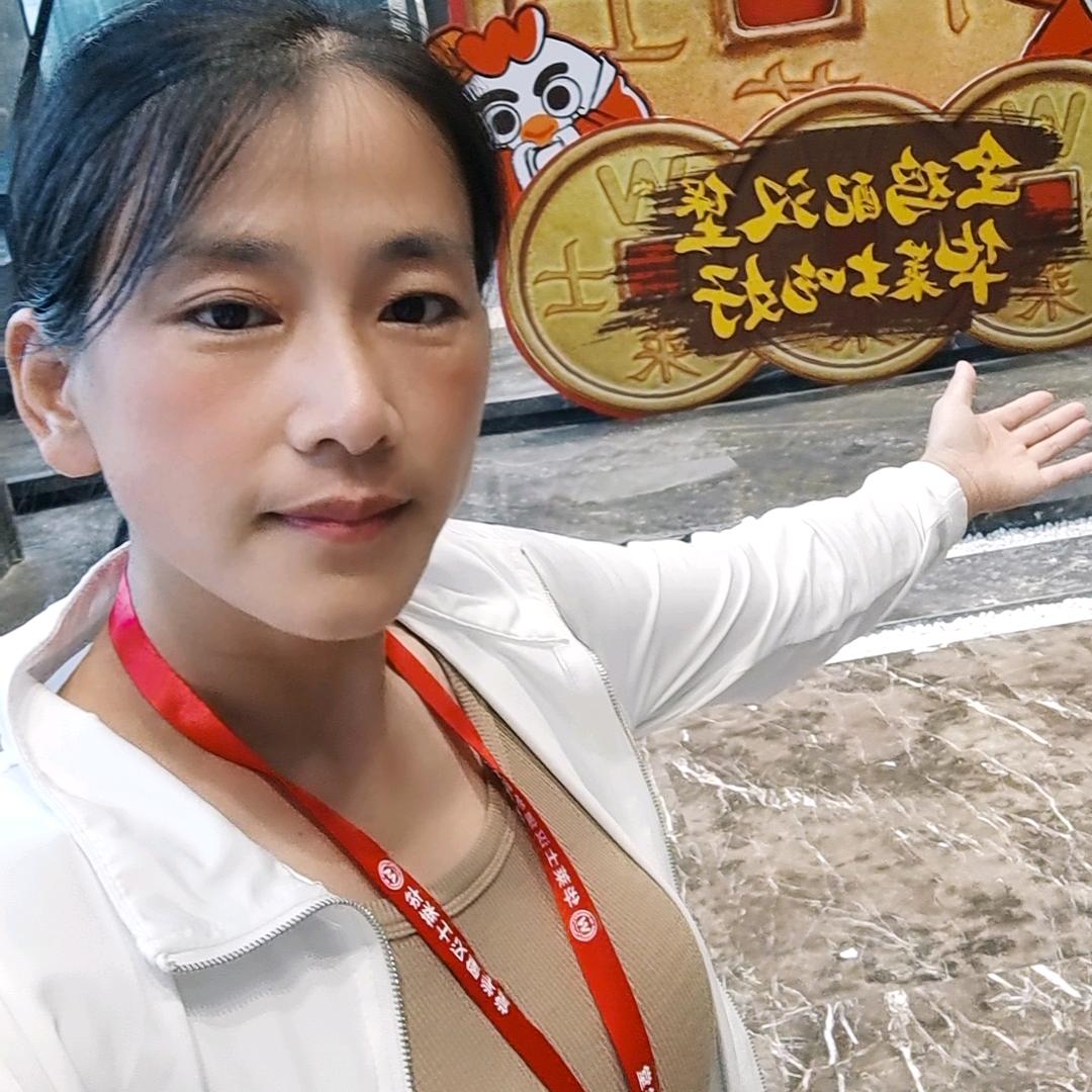 向日葵🌻（拒绝私聊）