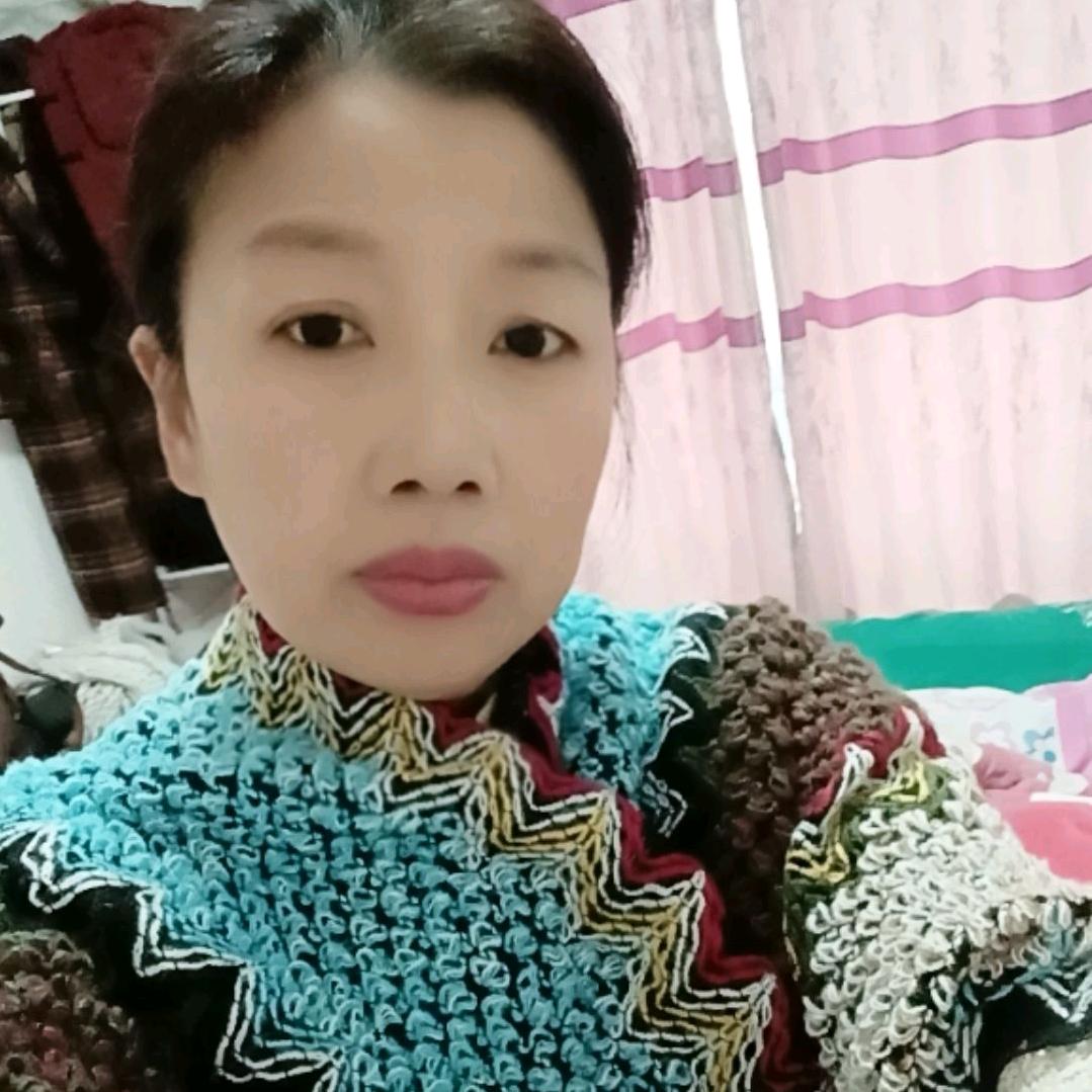 三，宝，妈。