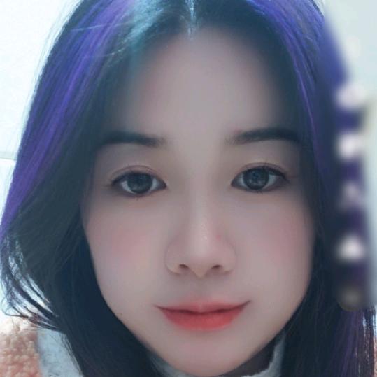 美 美《😍》