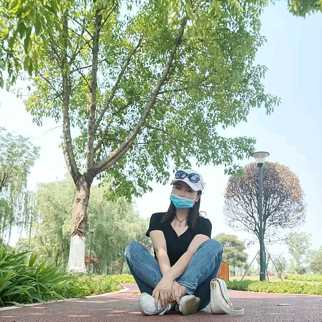 努力的阿娇娇