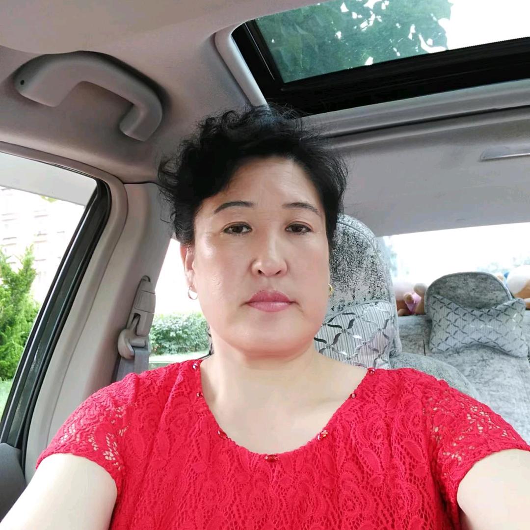 曲美美