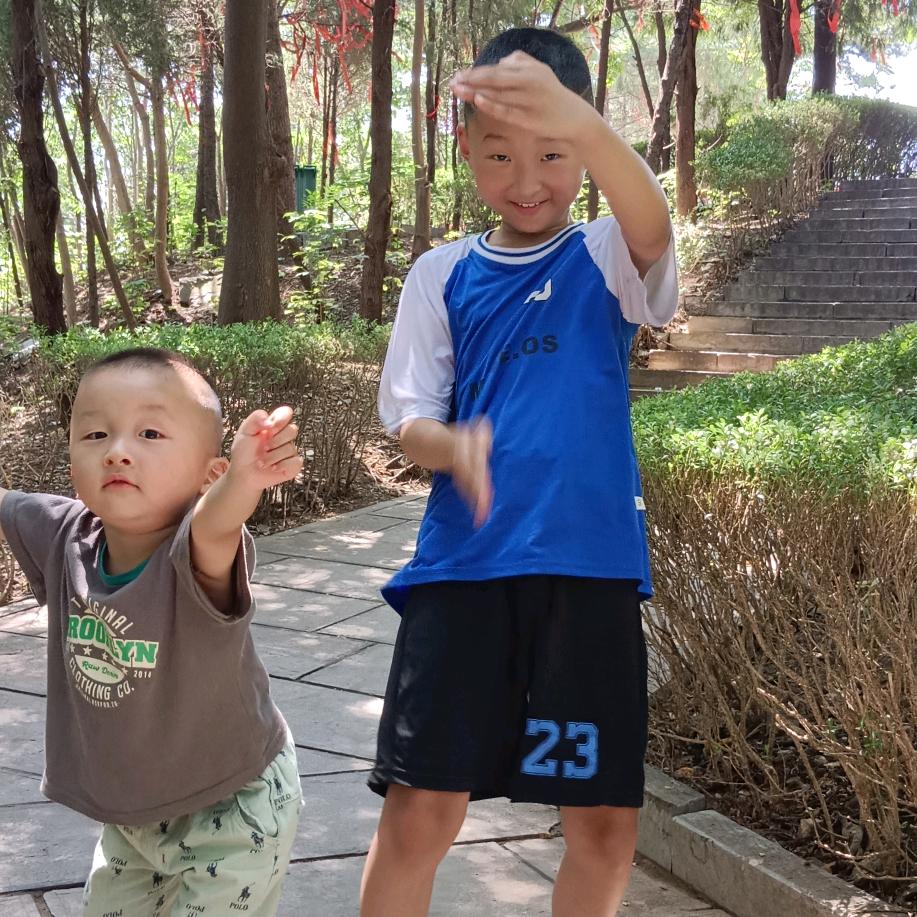 王╭(╯ε╰)╮者