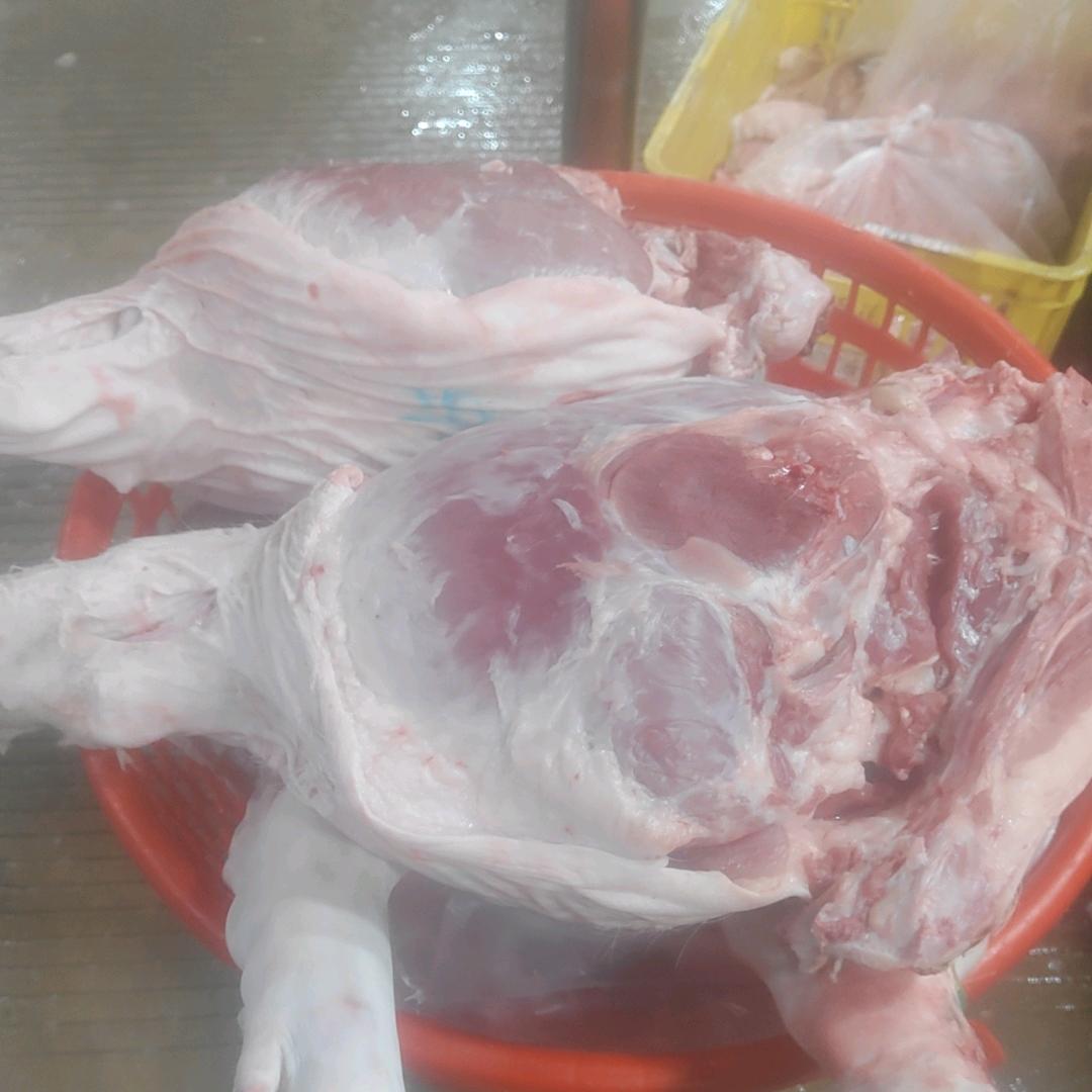 温州军旗鲜猪肉批发配送