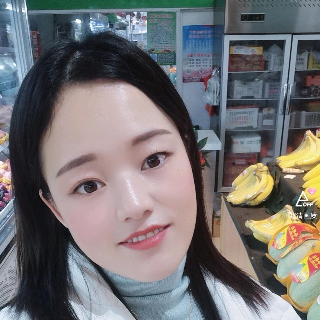 伊伊果园小姐姐