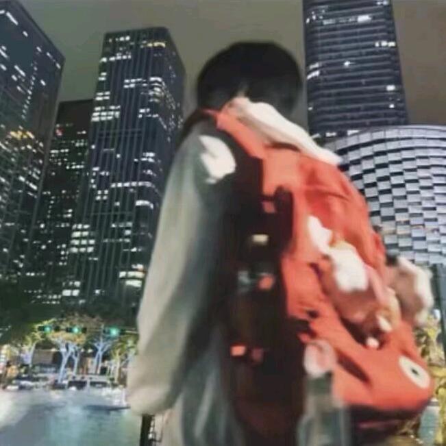 @½