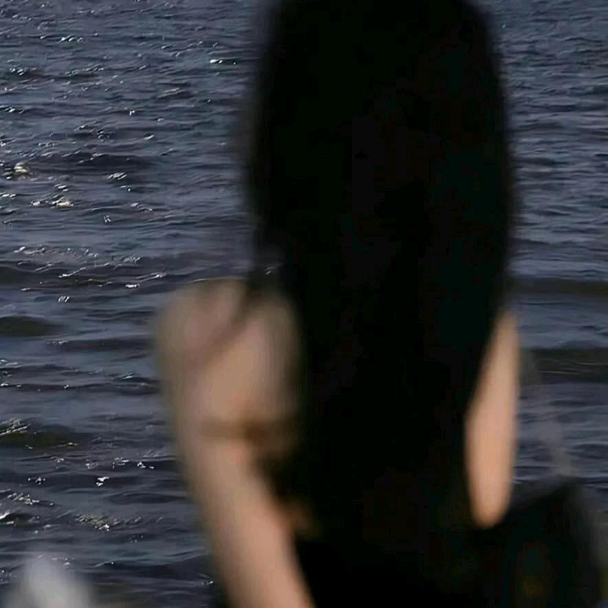 澪.