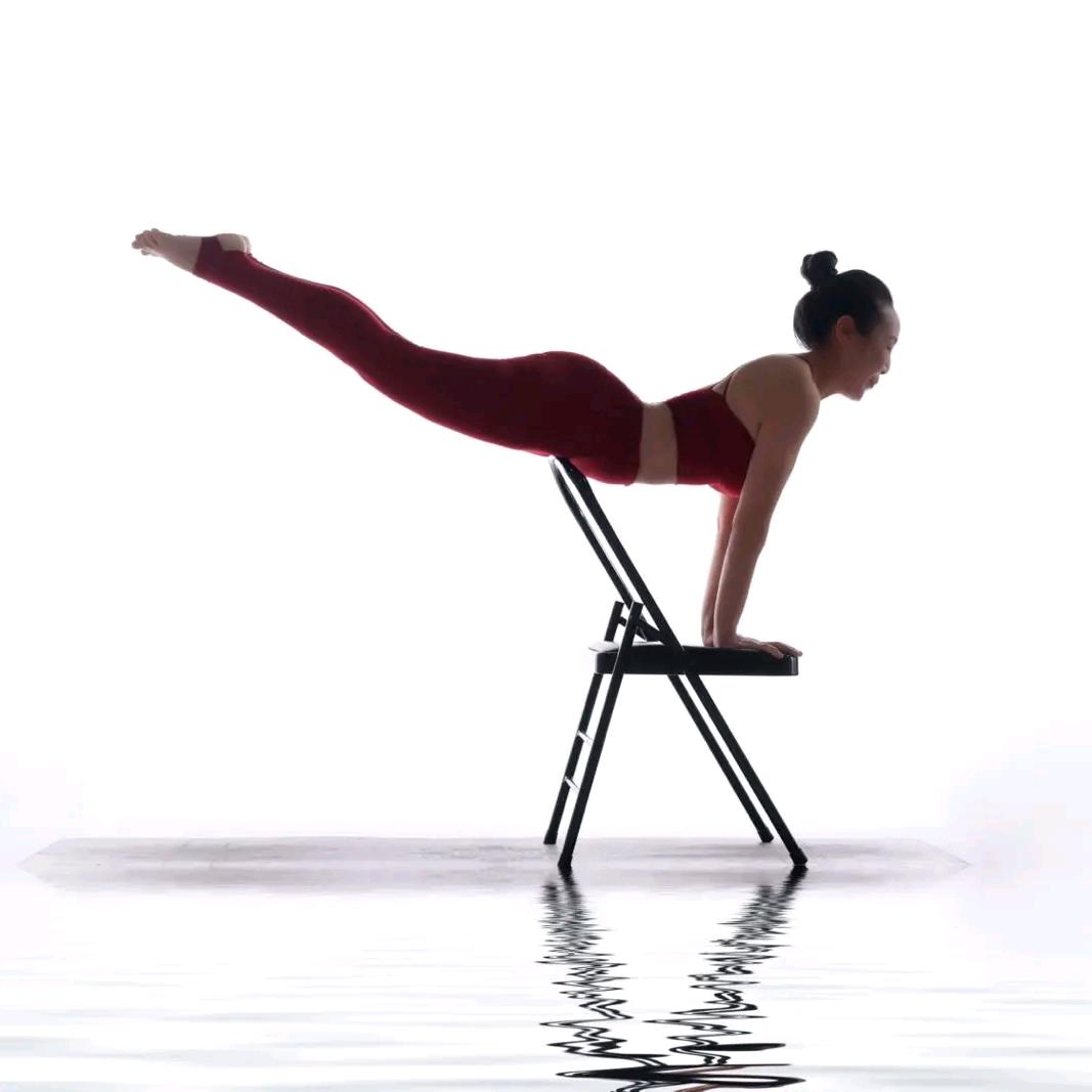 舒妹，爱瑜伽🧘‍♀️🌹