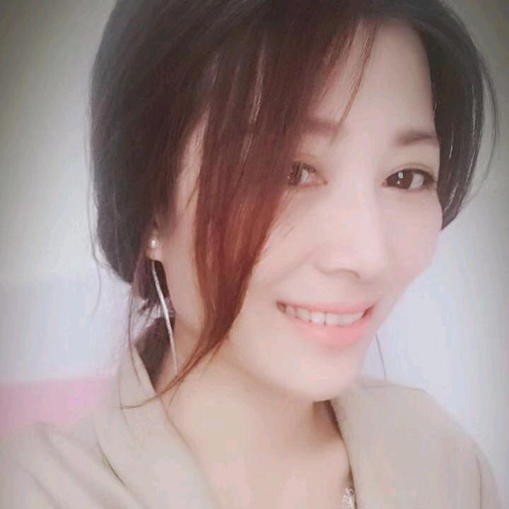 英为侑你