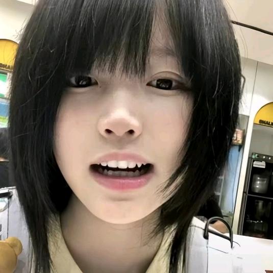 爱不爱都可以。^