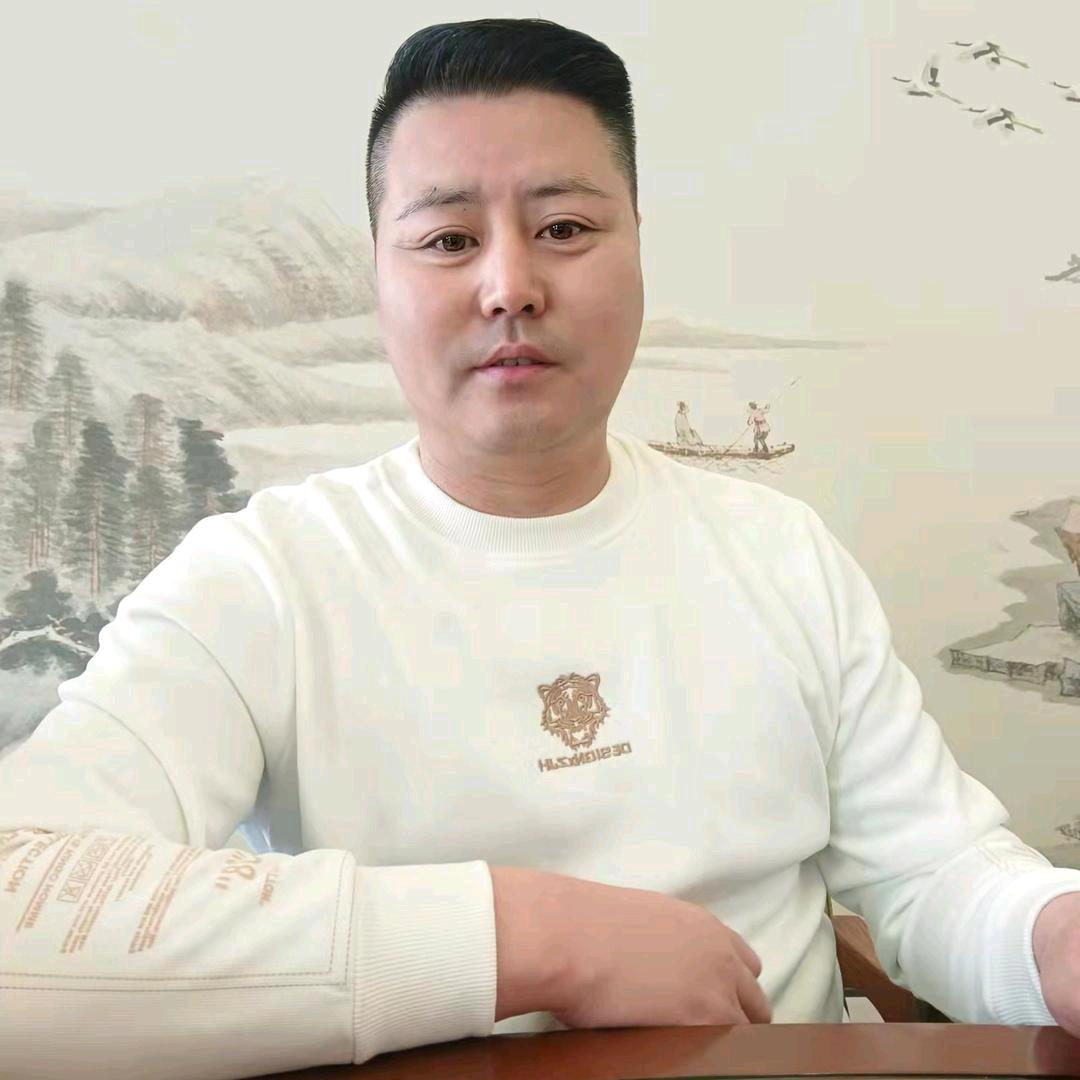 跃华中学对面冠祥铁锅炖