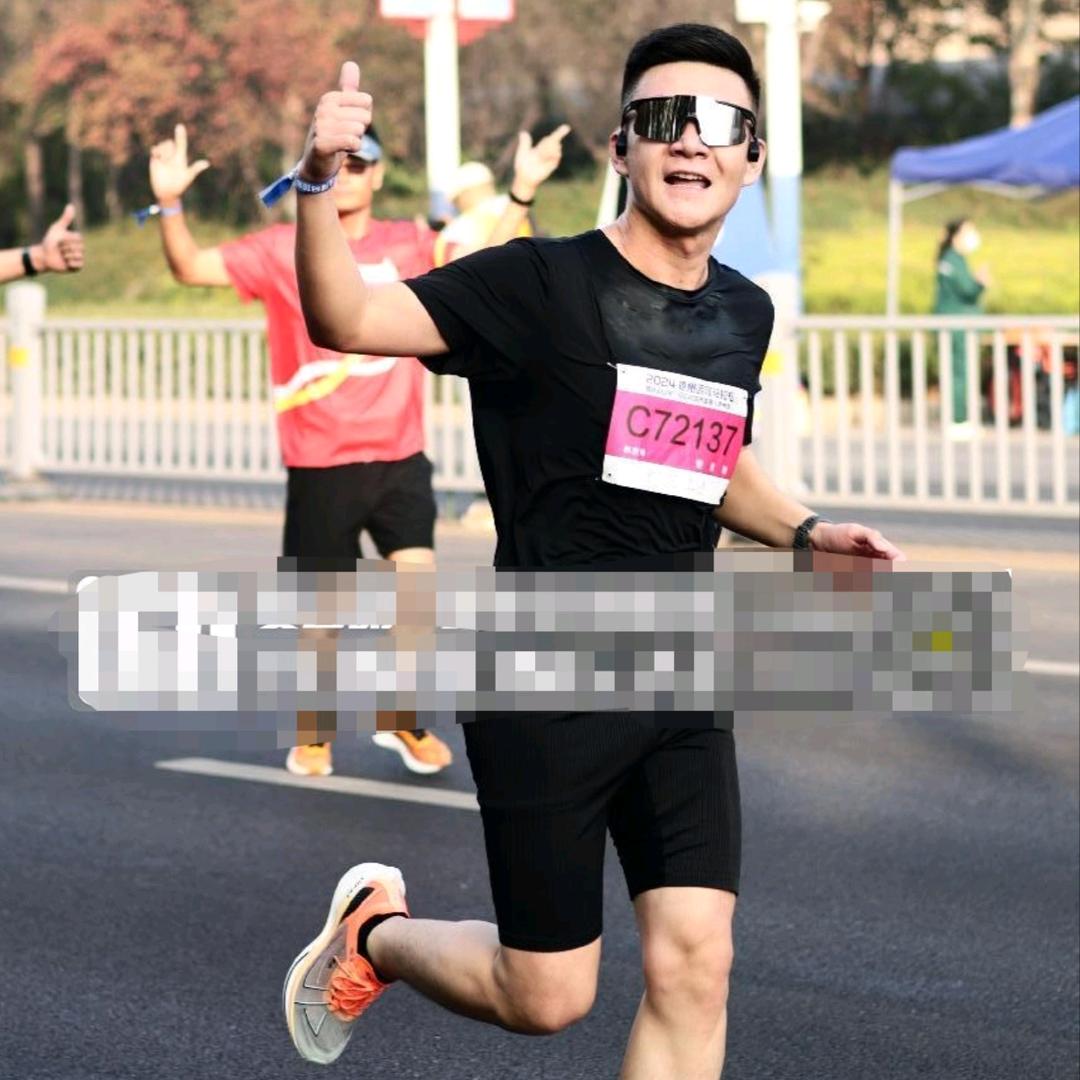韩哥爱跑步～
