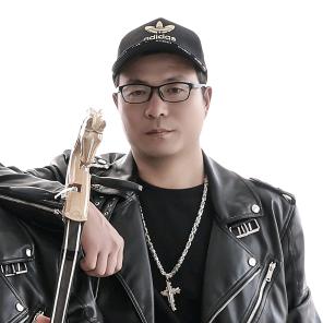 行者乐队鼓手阿龙