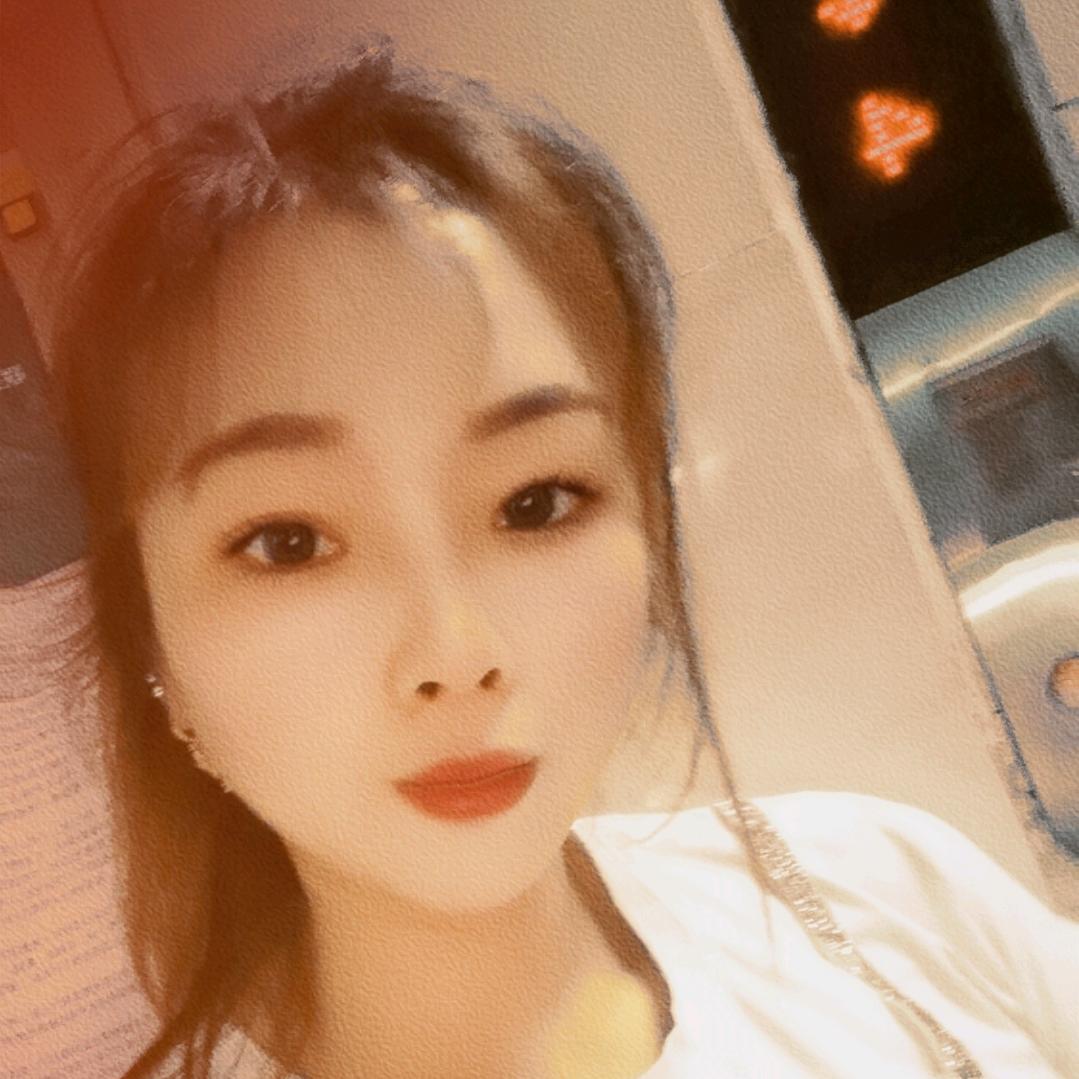 英英爱吃
