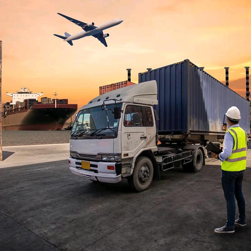 美国货代王- Leslie