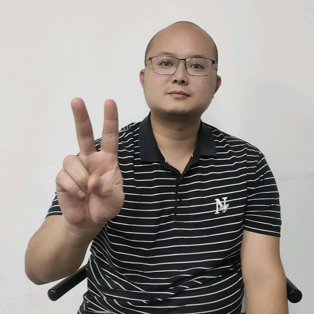 一个努力搞钱的九零后
