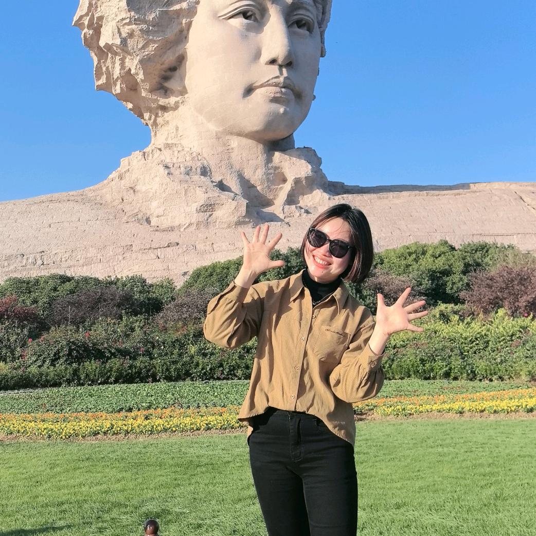 瓷砖仓库批发 郭小爬长沙工厂店