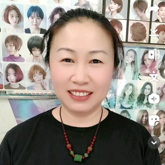 紫恋发型设计