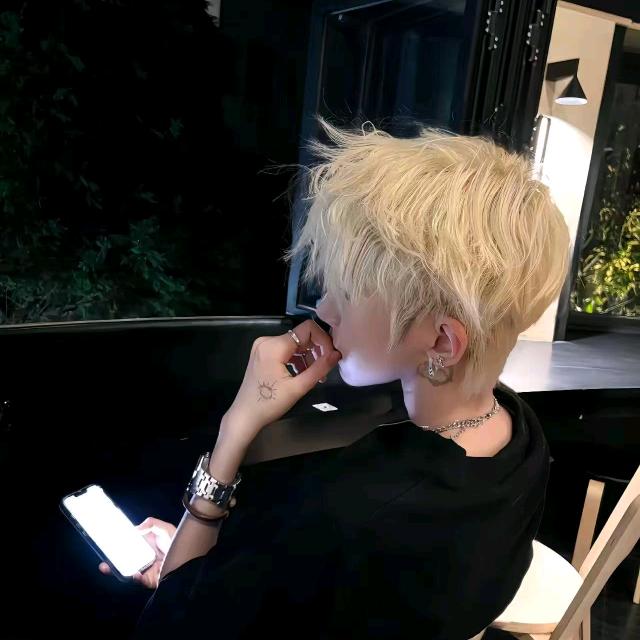 小y