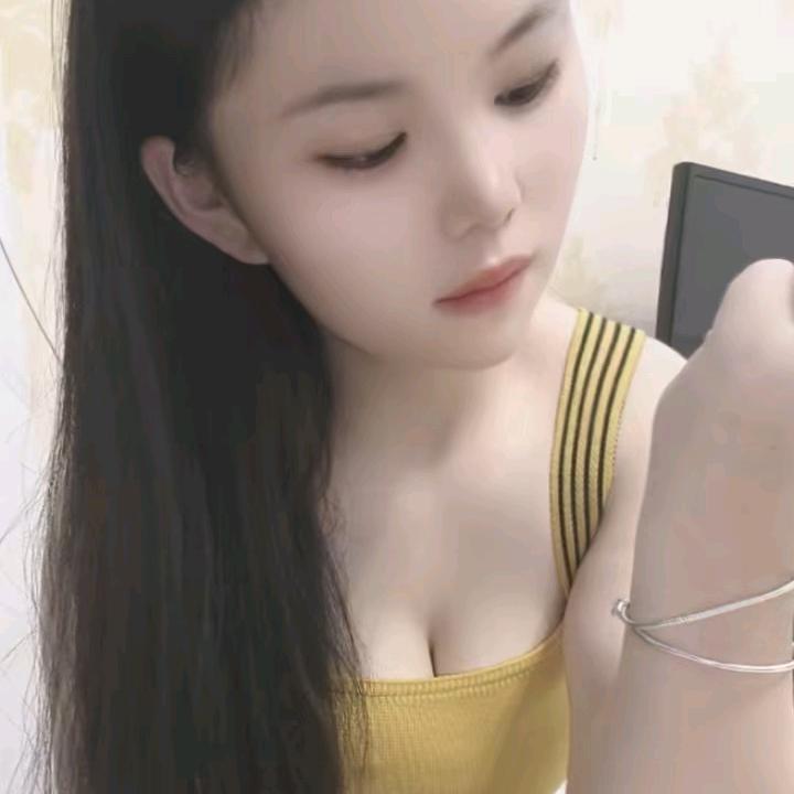 小施施