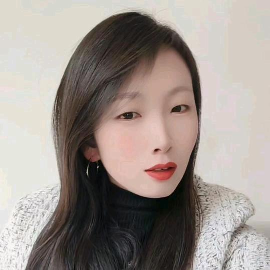 芳芳（爱山歌）