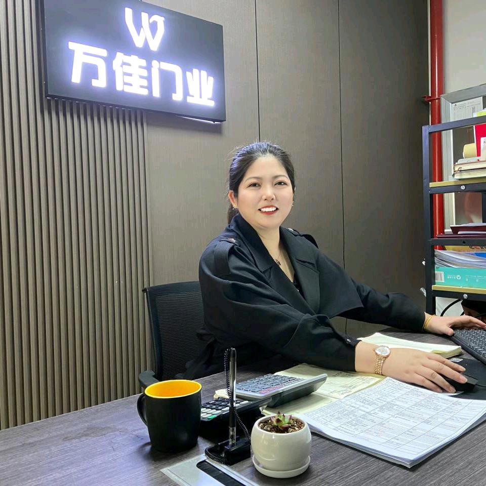 万佳聊城佩姐的木门工厂