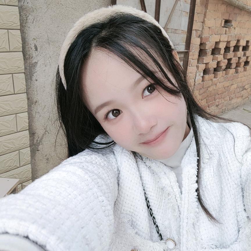 怀里的猫