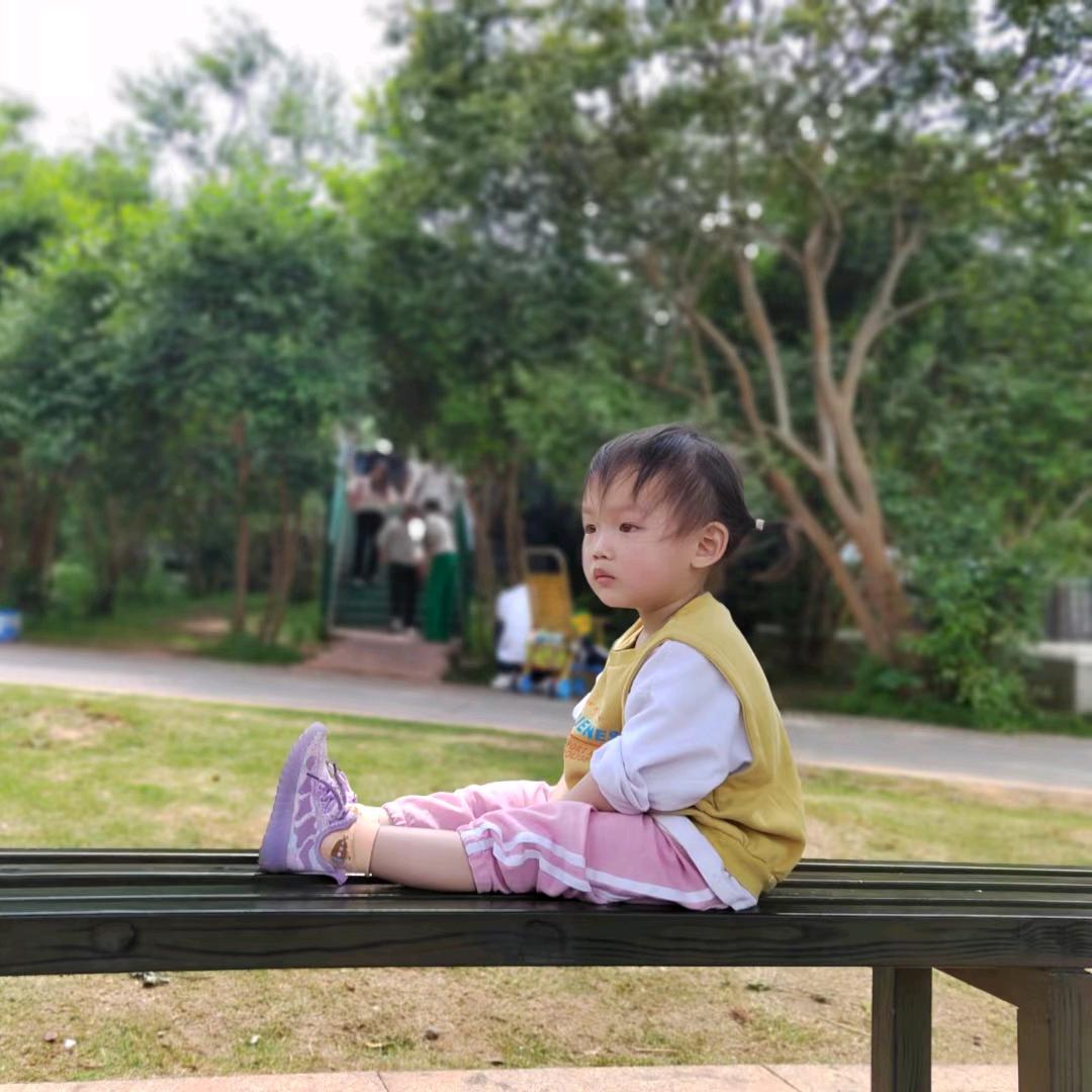 镐伊兄妹