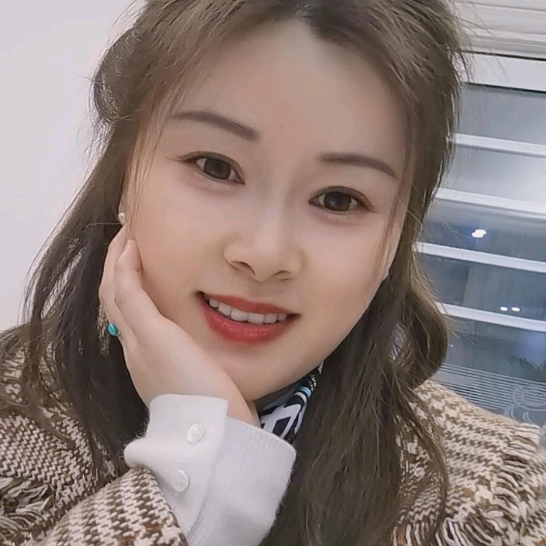 莹莹