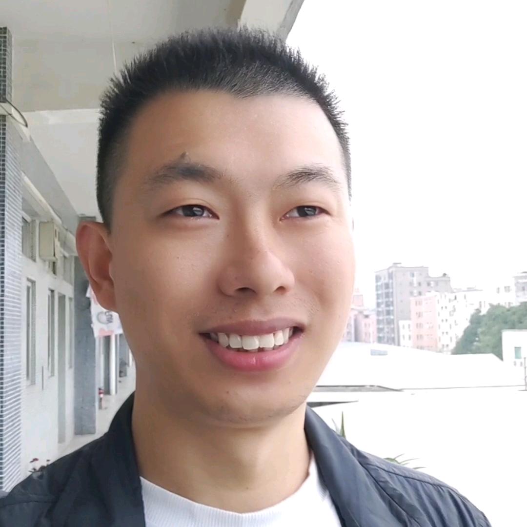 段楠.