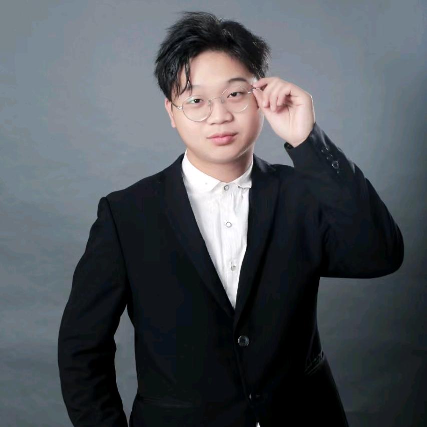 主持人旺仔 （摄影摄像）