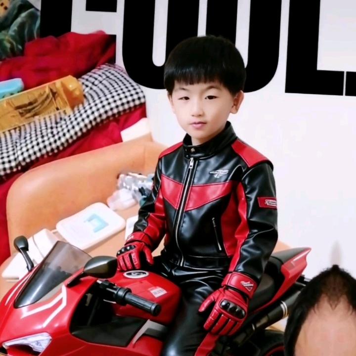 晒太阳的🐠💞࿐