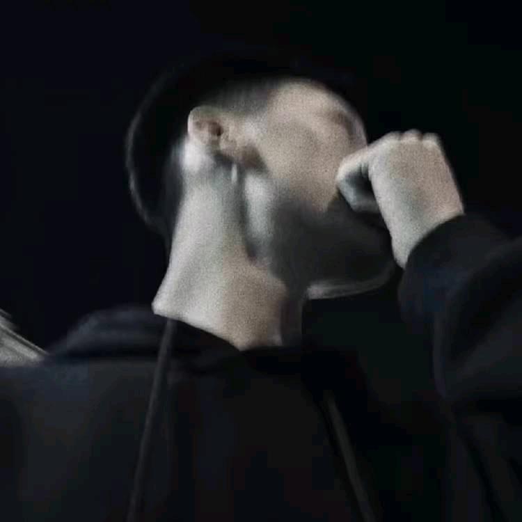 阎舒源典雅服饰工厂店