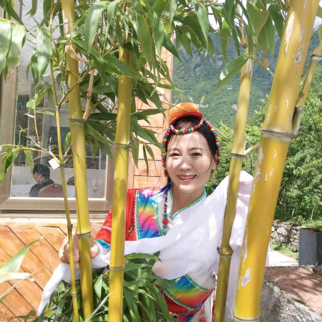 梦情儿(拒私聊）