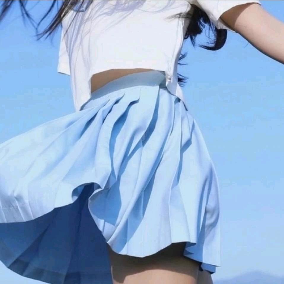 诗和远方♏️²¹¹³