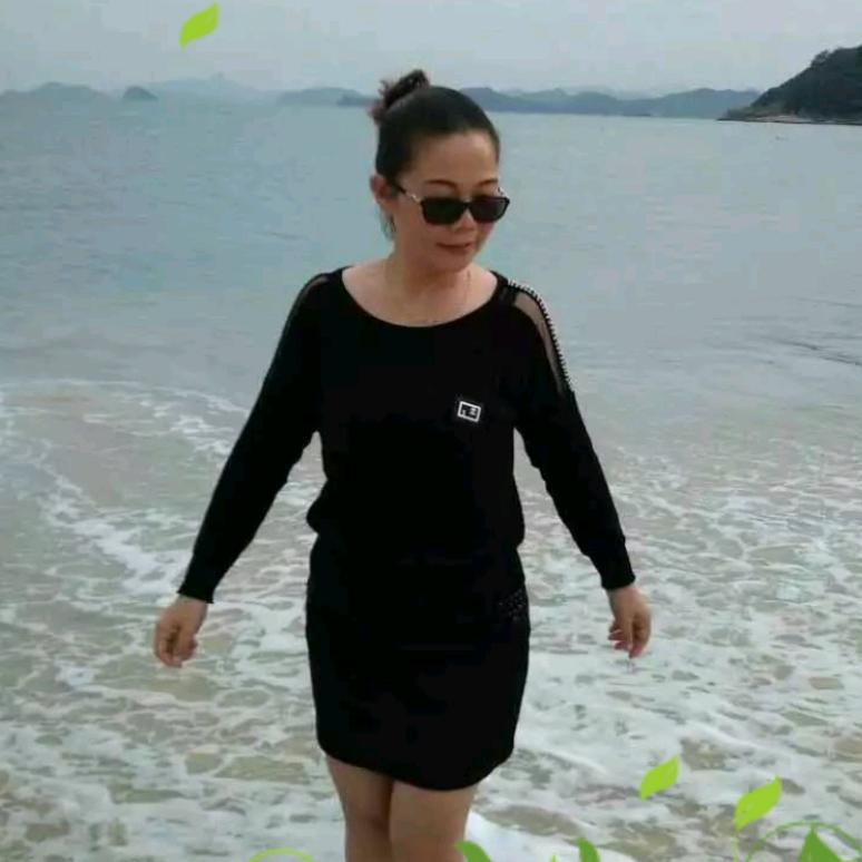 果唯伊。丁丁凌寒