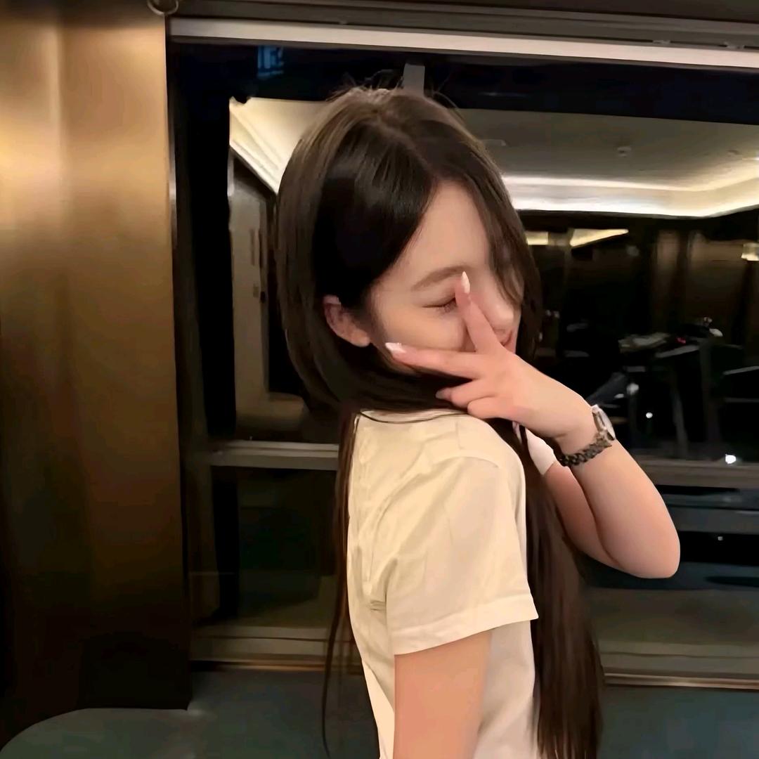 晓晓不吃鱼🐟