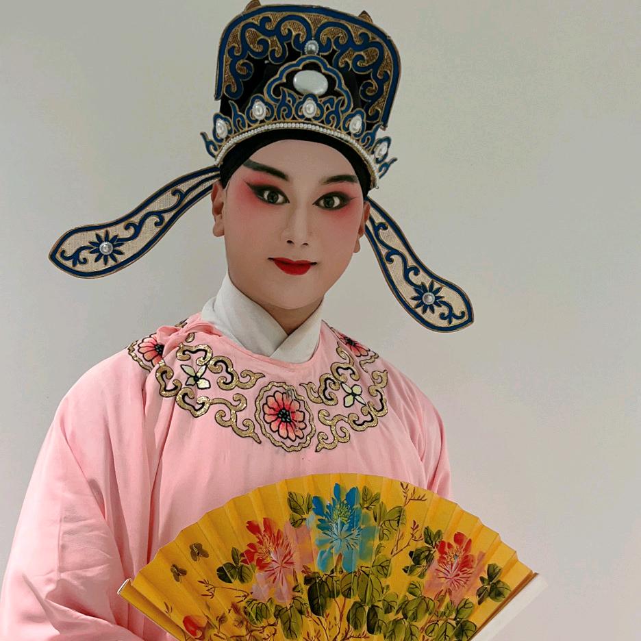 薛瑞旭  洛豫