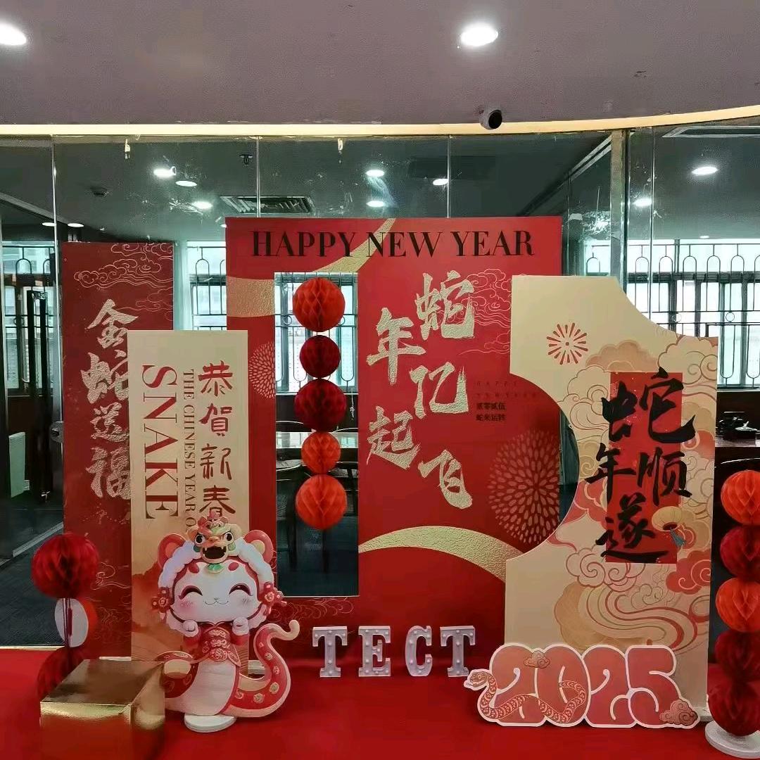 宜昌学天教育柳校长