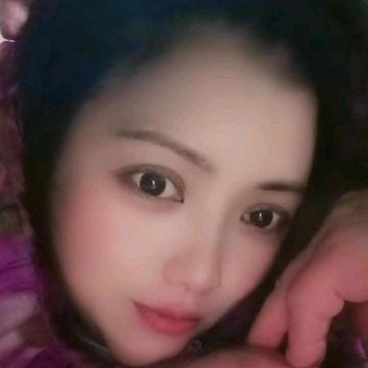 火凤凰向小妹