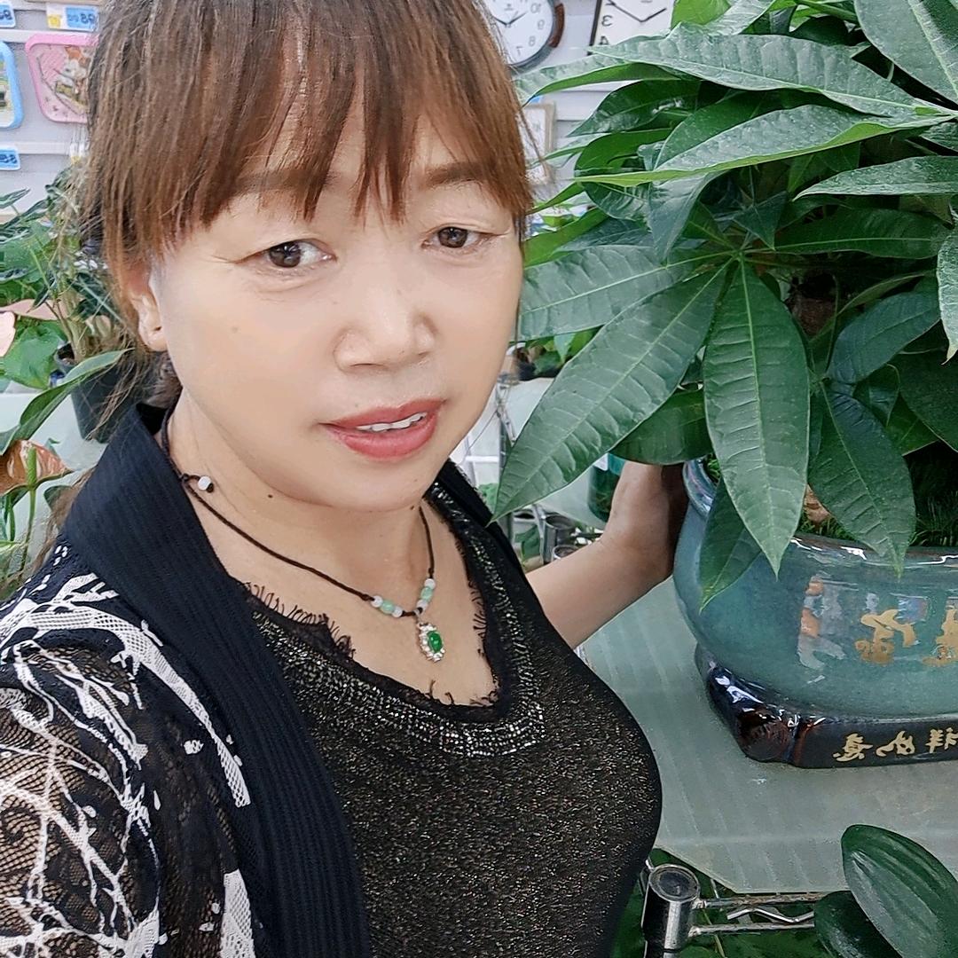易允芳