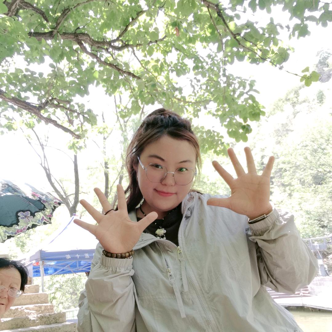 虎牙妹妹（萌三岁）